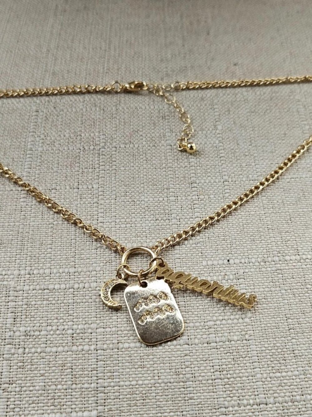 Aquarius Pendant Necklace Gold Tone Fashion Jewelry Charms Necklace - Picture 6 of 10